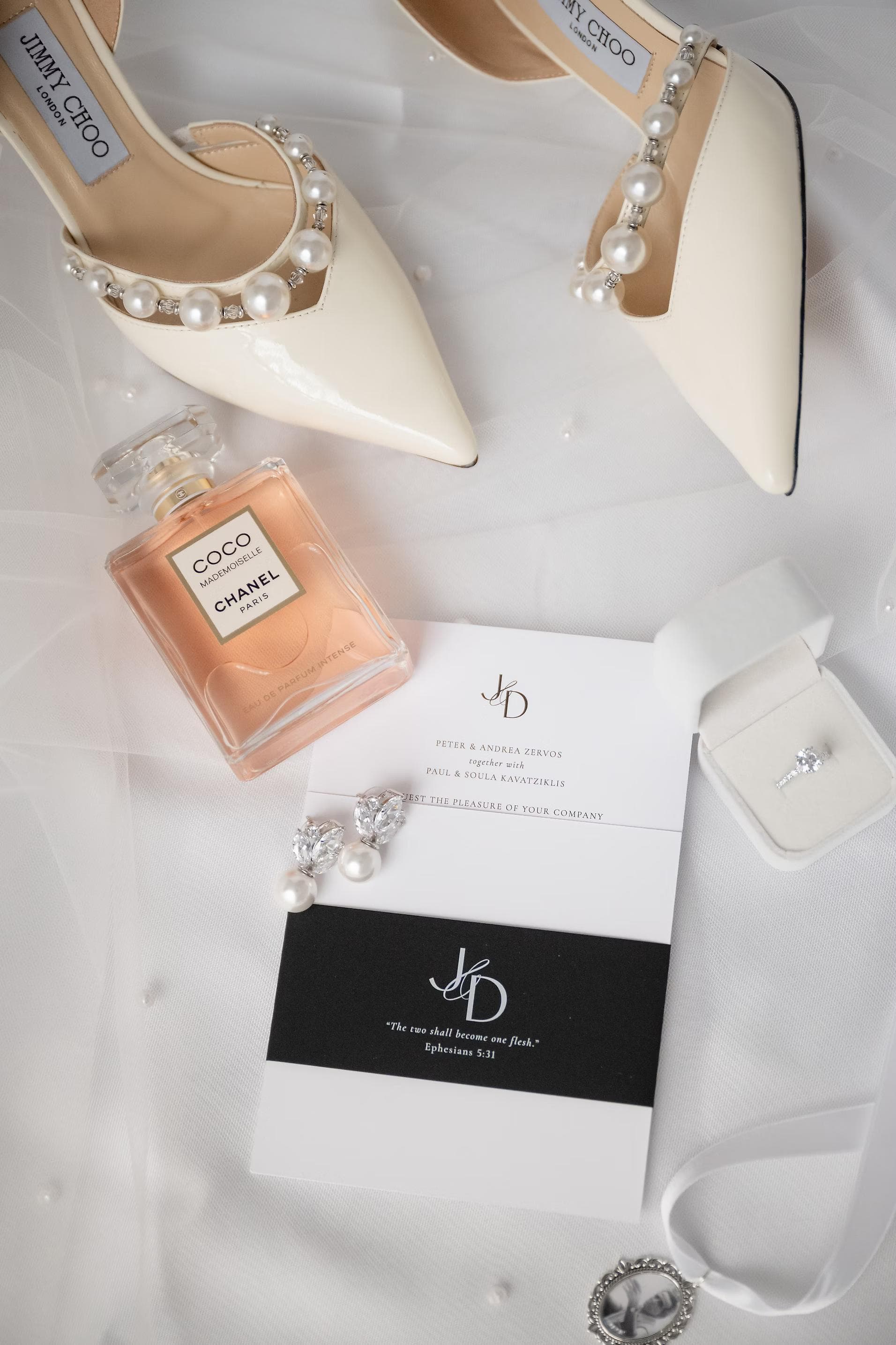 Wedding day stationery